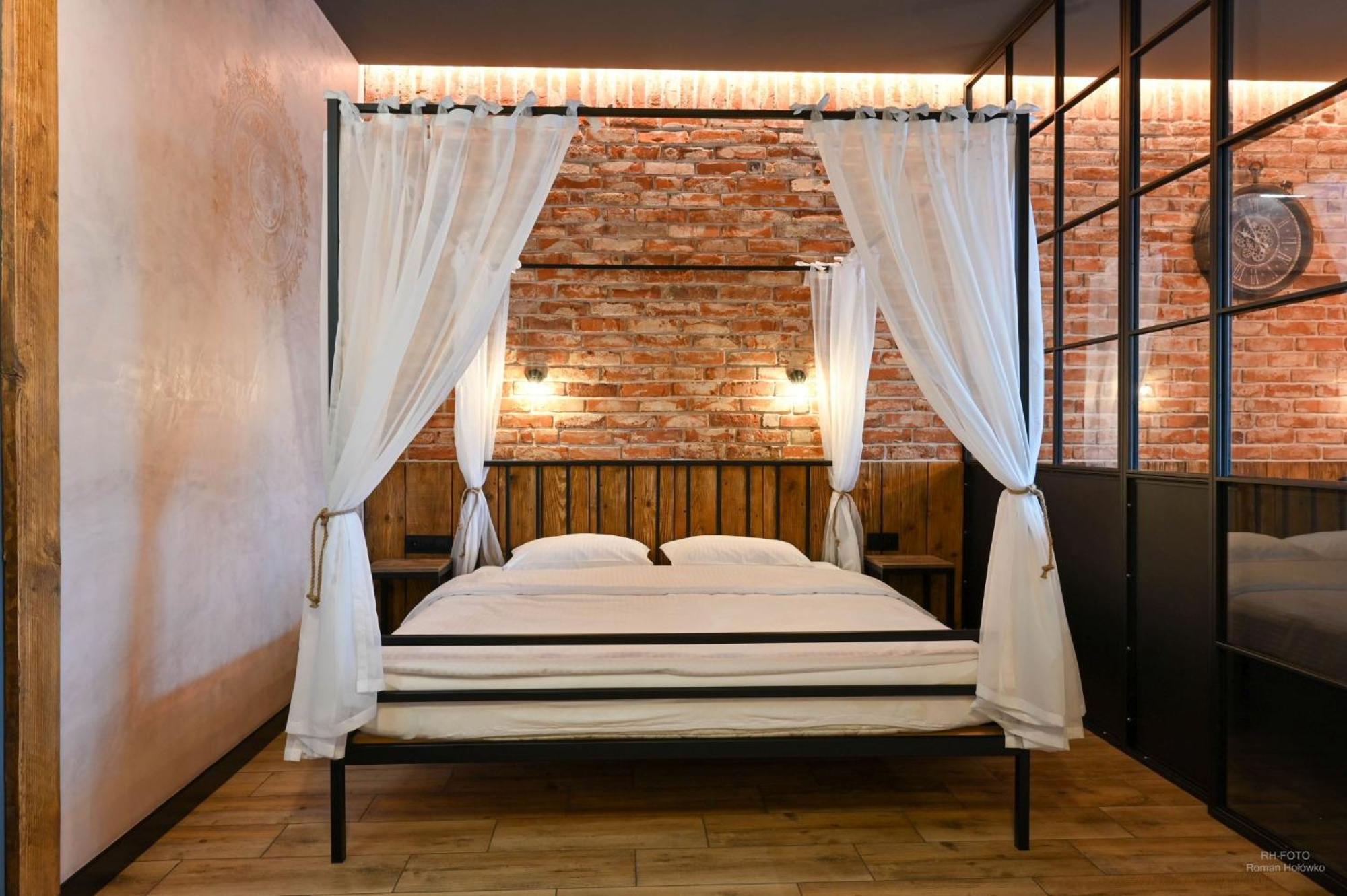 Aparthotel Mamma Mia - Освенцім Екстер'єр фото
