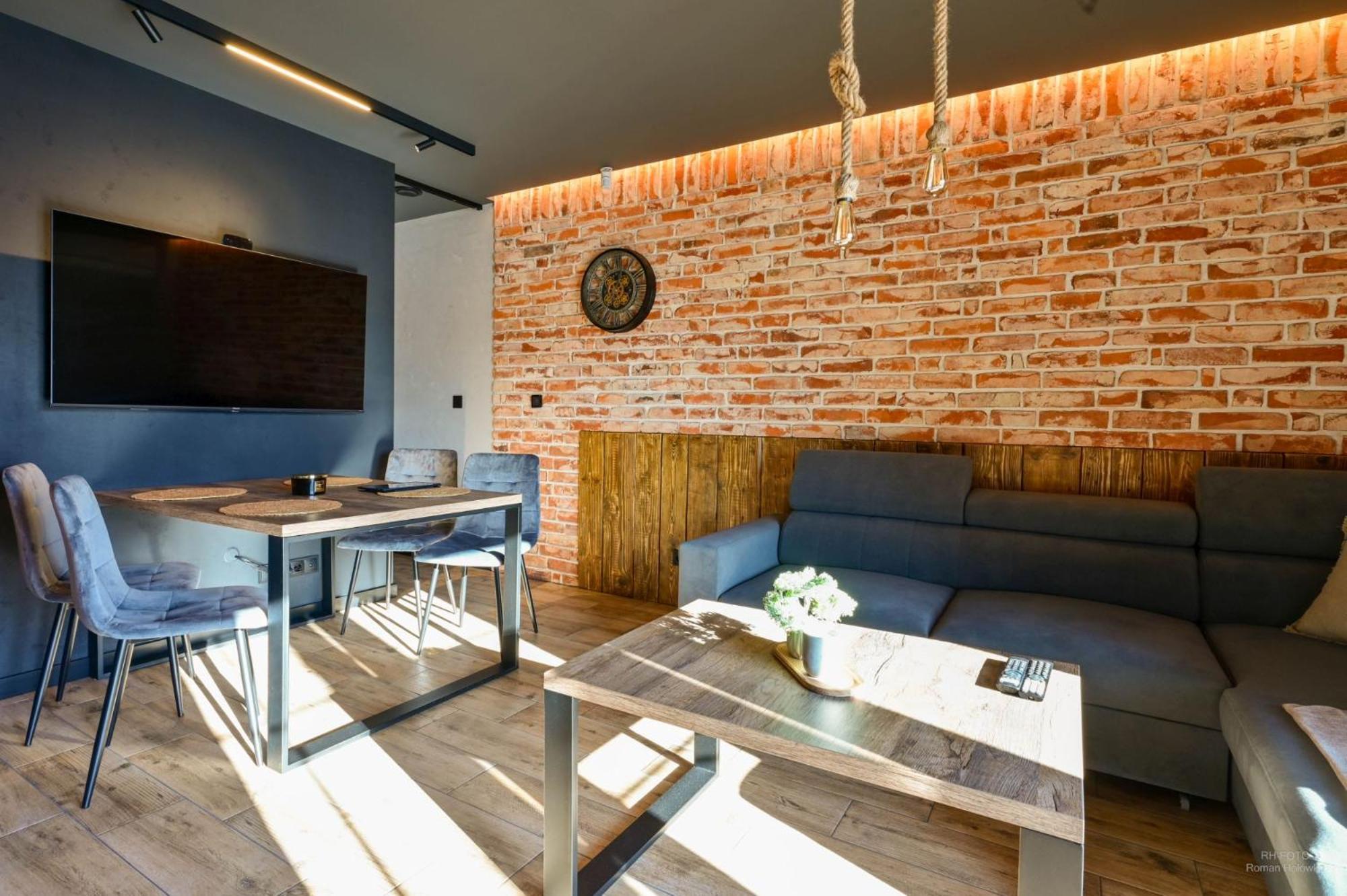 Aparthotel Mamma Mia - Освенцім Екстер'єр фото